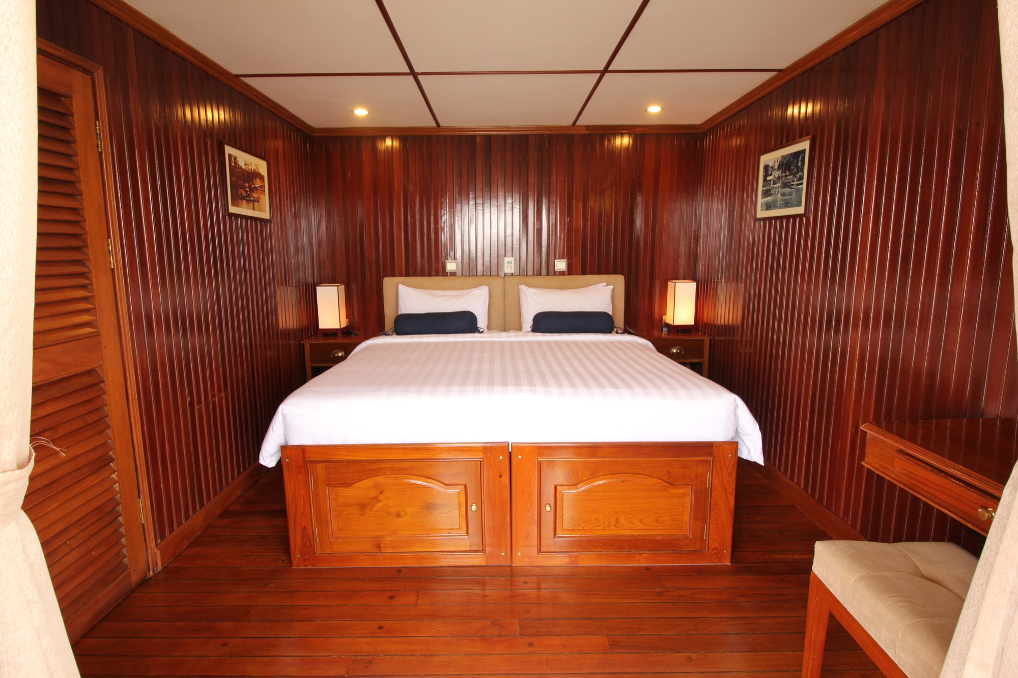 Pandaw RV Mekong Pandaw Cabin 9.jpg
